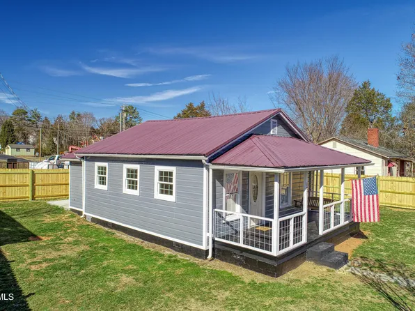 107 Hendricks St, Surgoinsville, TN 37873