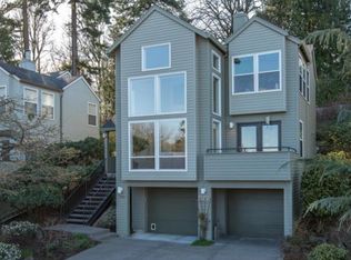 7635 S Hood Ave, Portland, OR 97219