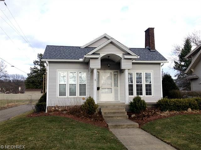 1st image of 817 4th St NW