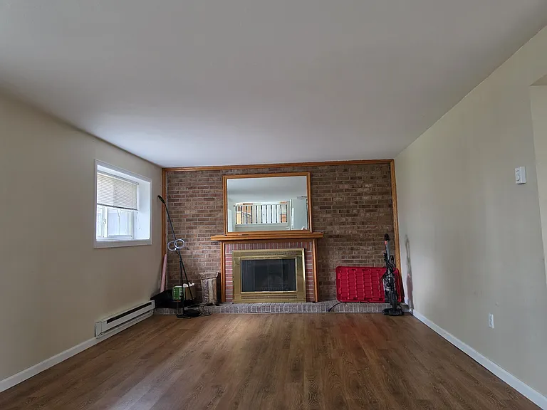 11186 Forest Ave — Photo 10