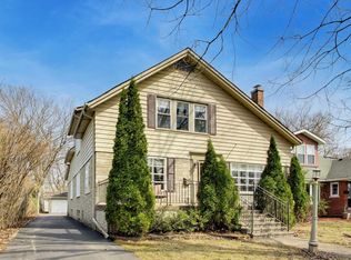 (Undisclosed Address), Riverside, IL 60546
