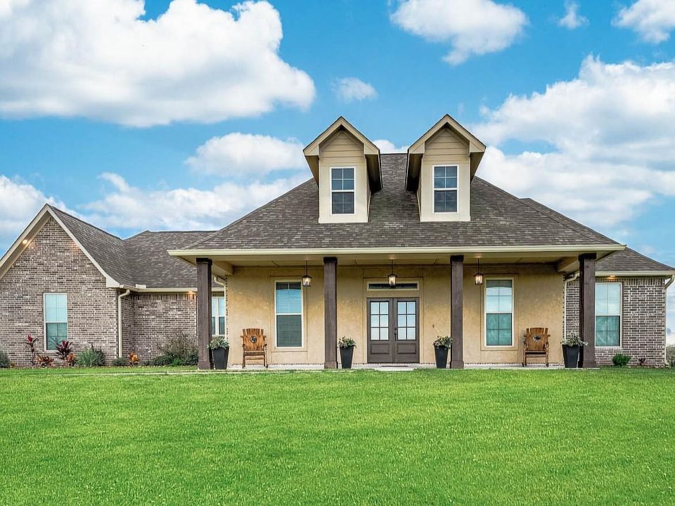 1st image of 2711 Oakwood Shores Drive