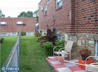 8322 Jeanes St, Philadelphia, PA 19111