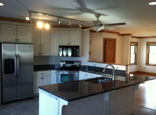 27 Wright St, North Chelmsford, MA 01863