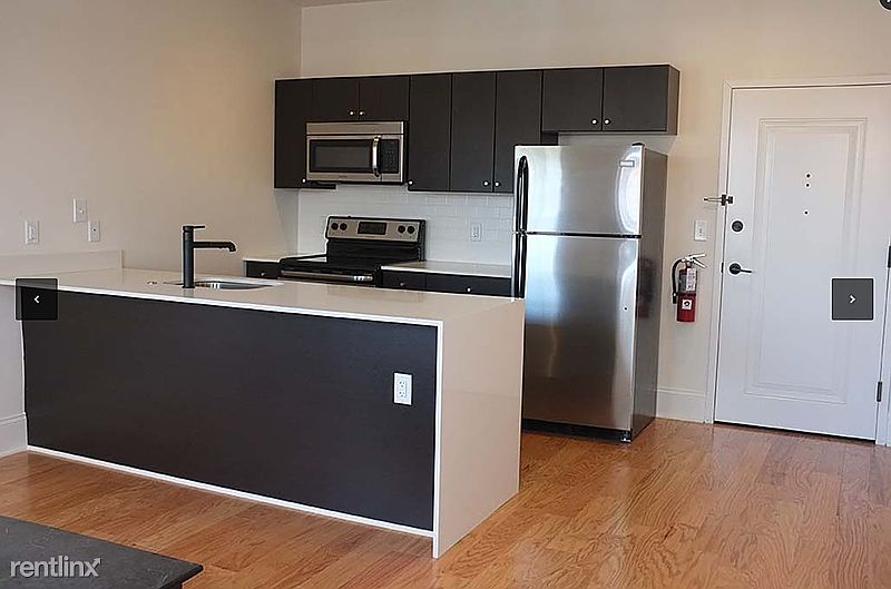 2nd image of 428 Broadway