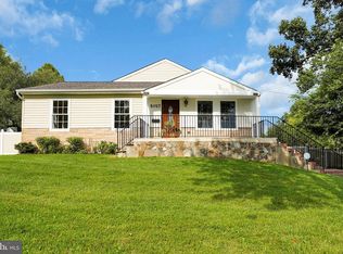 5017 Laburch Ln, Annandale, VA 22003