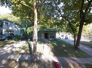 6731 Walrond Ave, Kansas City, MO 64132