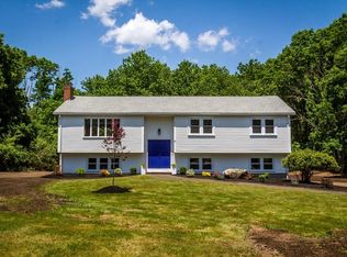 4 Owl Dr, Sharon, MA 02067