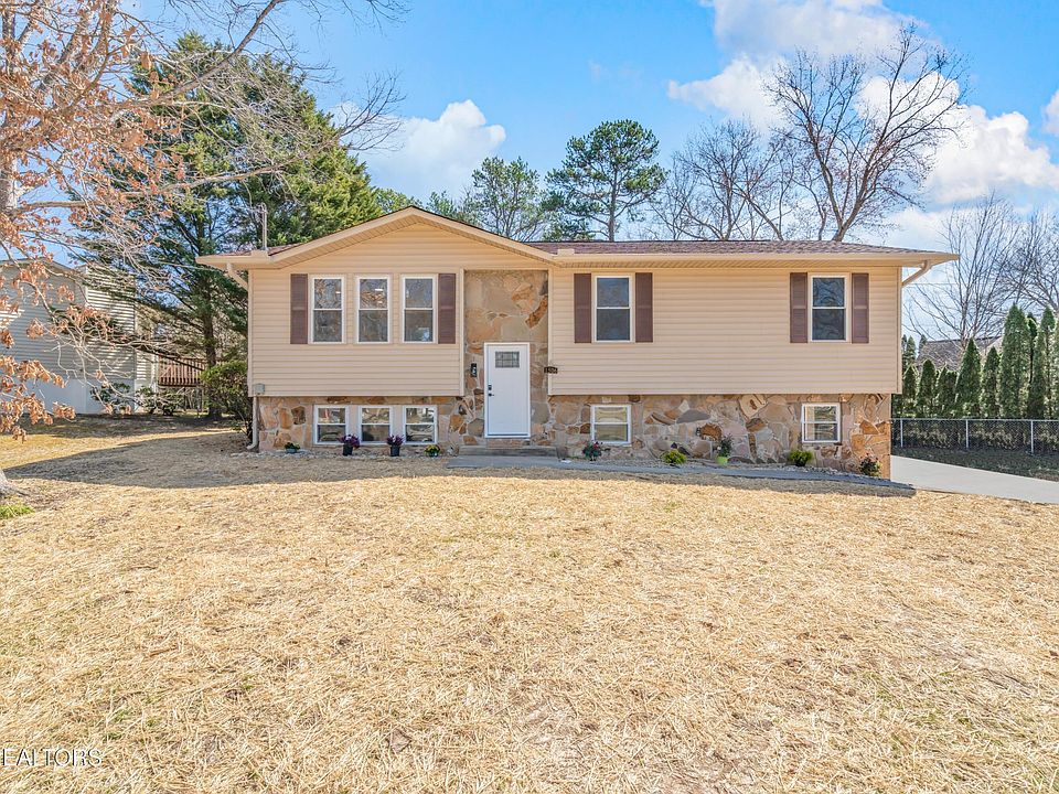 1st image of 1506 NW Tonti Ln