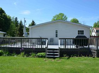 17 Ell St, Ticonderoga, NY 12883
