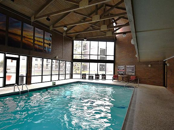 5th image of 7200 York Ave S #2456