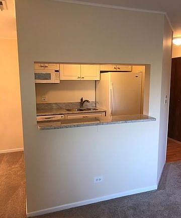4th image of 550 Vine Ave APT 303