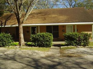 617 Sunset Ln, Alvin, TX 77511
