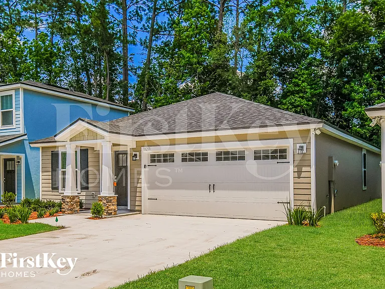 11211 Margarets Landing Pl — Photo 2