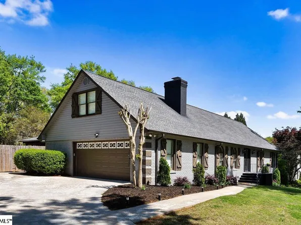 234 Preston Dr, Moore, SC 29369