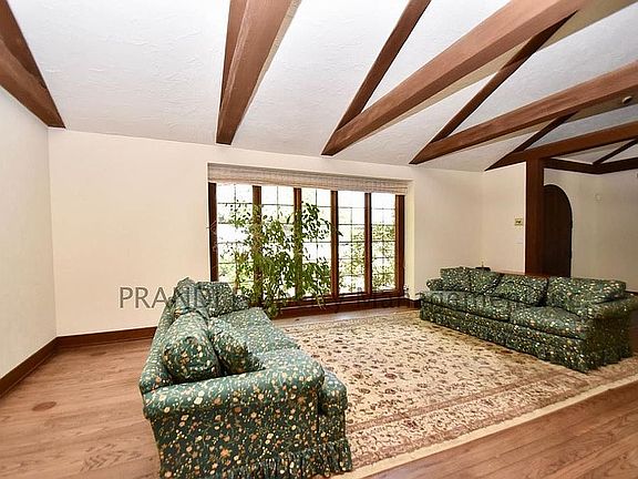 4th image of 105 Wild Horse Valley Dr