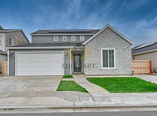 6342 E Robinson Ave, Fresno, CA 93727