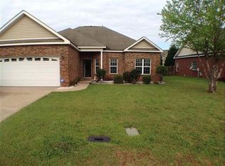 606 Falkirk Dr, Warner Robins, GA 31088