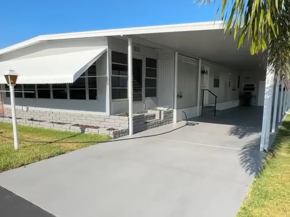 56 Palos Dr, Naples, FL 34104
