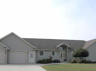 267 W Hampton Rd, Essexville, MI 48732