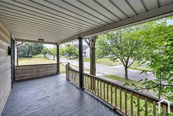 3 bed, 1106 sqft, $1,800 — Photo 4