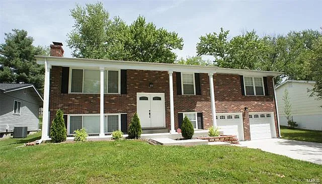 592 Bridgebend Rd photo 1