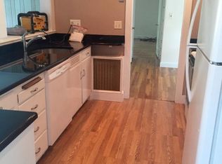 19 Nichols St, Woburn, MA 01801