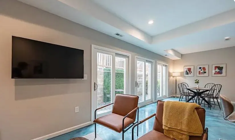 1 bed, 750 sqft, $1,950 — Photo 2