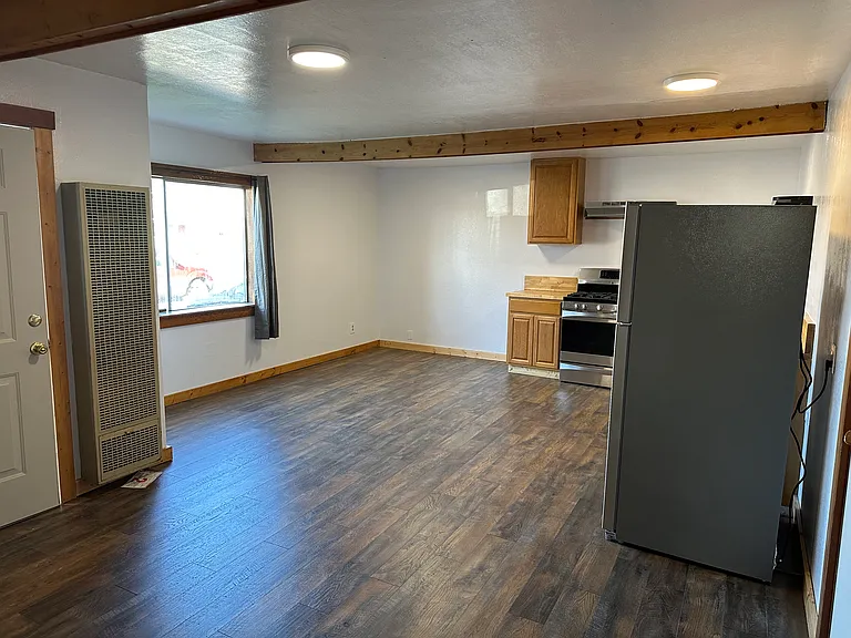 280 Railroad Ave #A — Photo 5