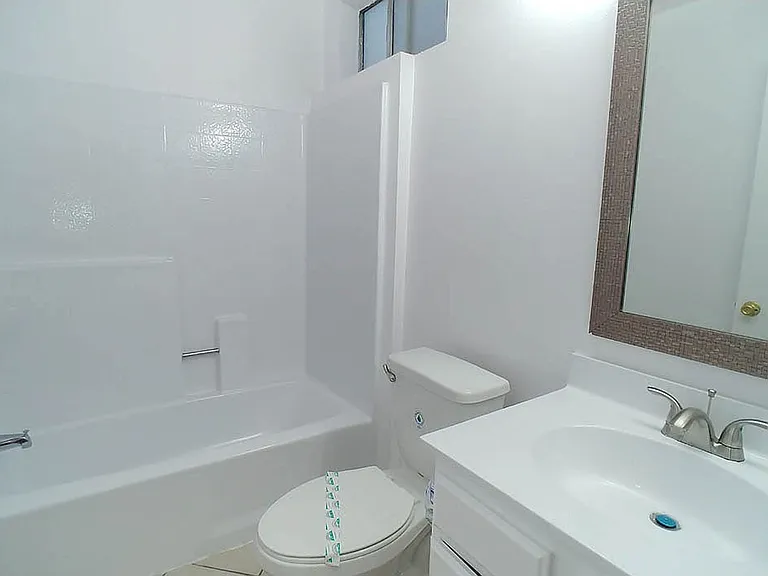 14242 Roscoe Blvd — Photo 43