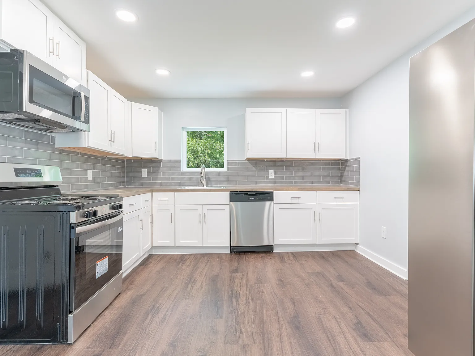 2 bed, 752 sqft, $1,500 — Photo 4