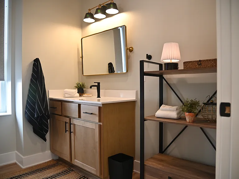901 E Main St #2 — Photo 7