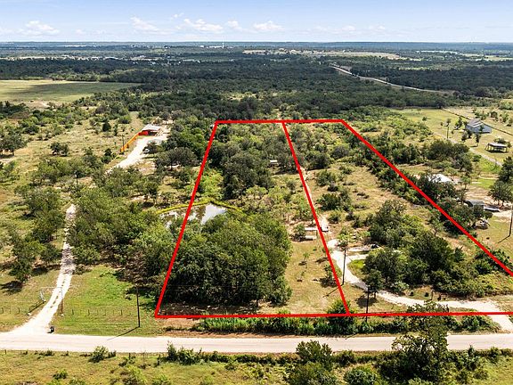 3rd image of 1411 Bugtussle Ln