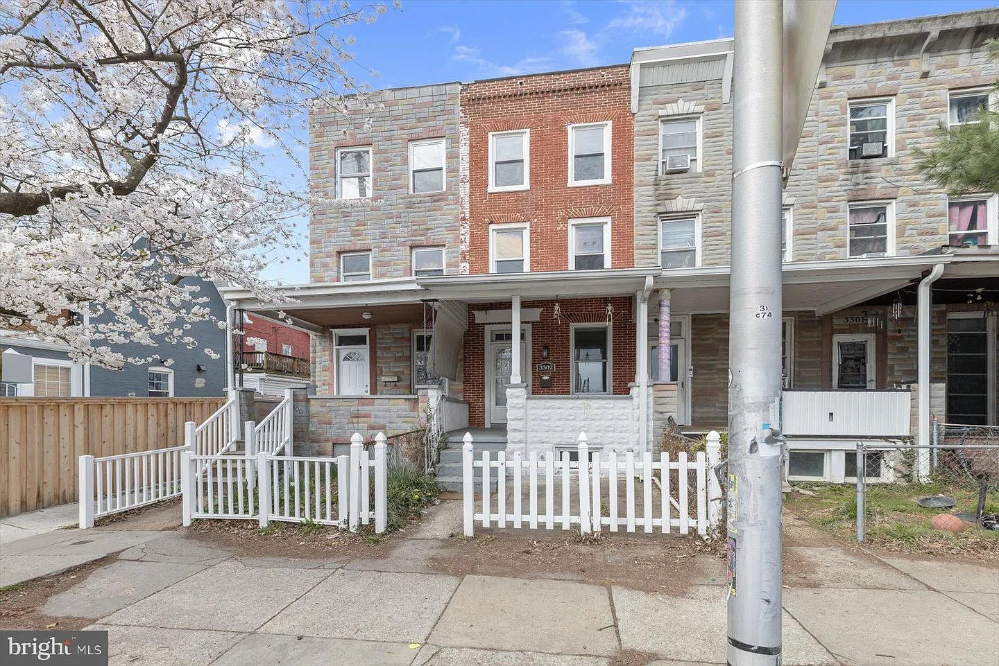 3302 Chestnut Ave photo 1