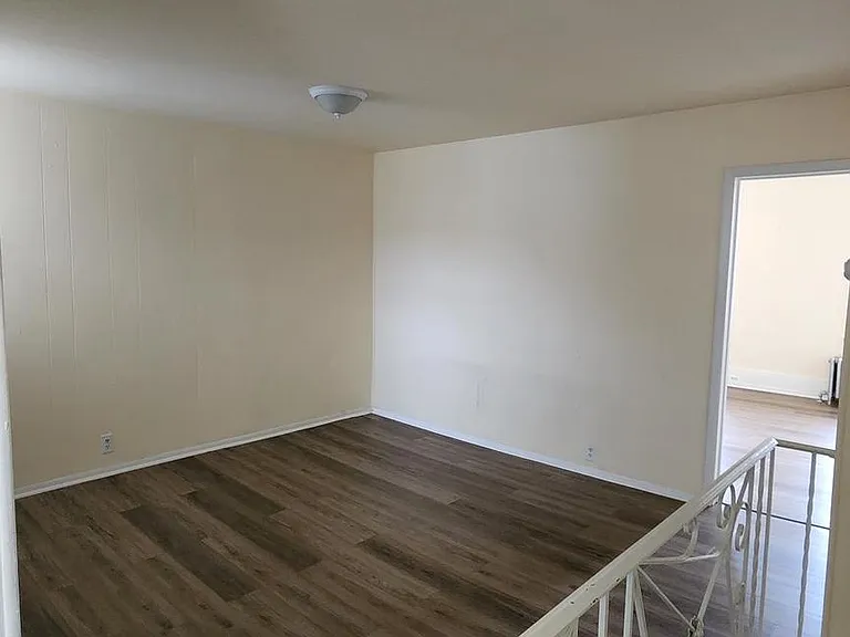 1325 McKean St #2 — Photo 15