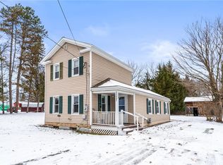 3237 Fowlerville Rd, Caledonia, NY 14423