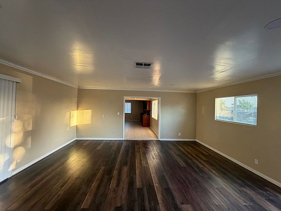 5th image of 710 Chateau Ct