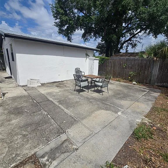 2406 E Clark St #A & B — Photo 21