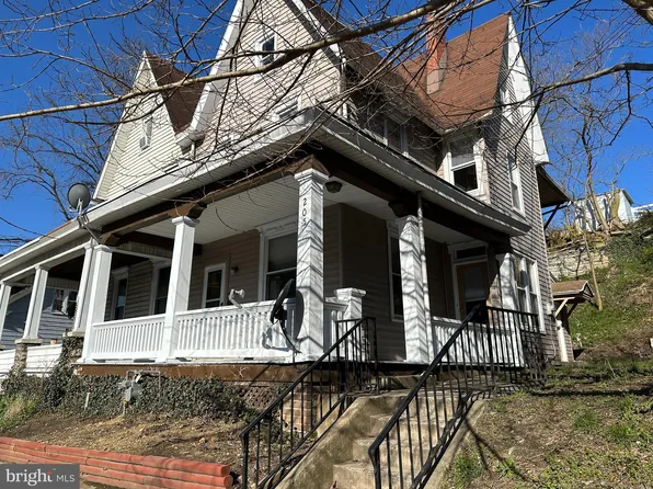 205 Pine St, Steelton, PA 17113