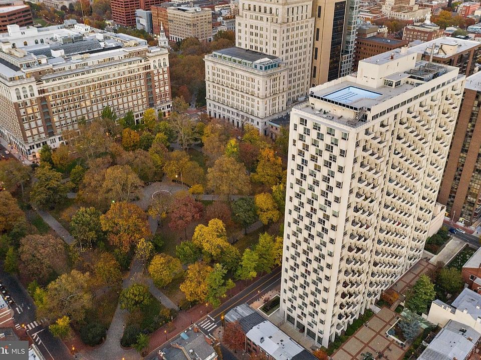 1st image of 604 S Washington Sq APT 416
