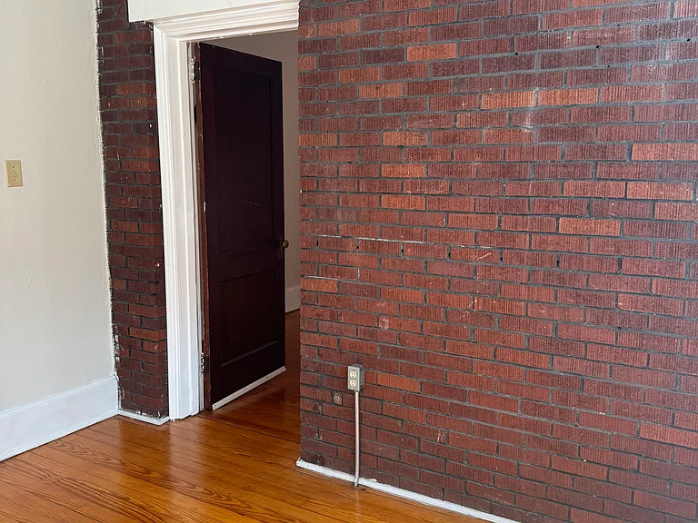 306 S Gill St #1 — Photo 37