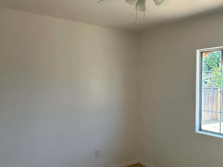 11304 May St — Photo 12