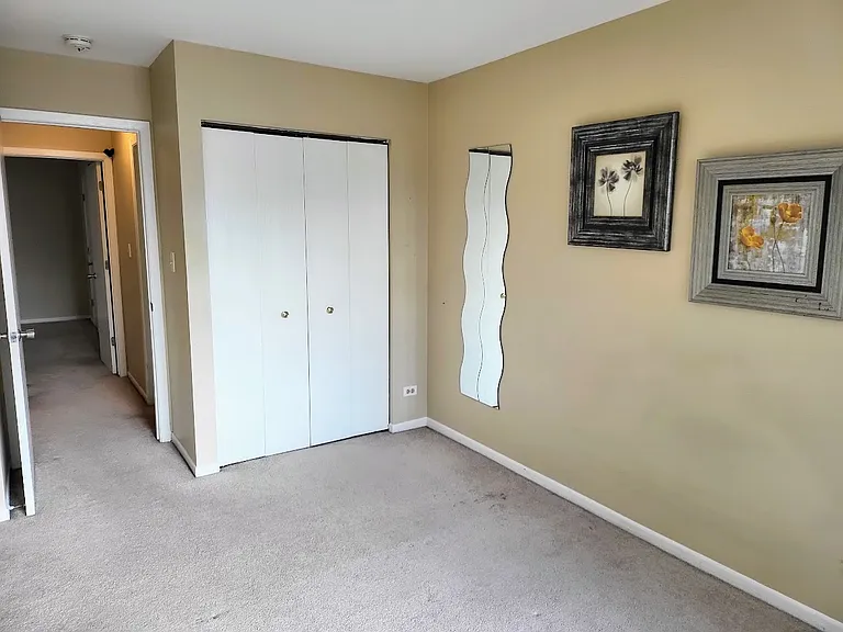 216 Ivy Ct — Photo 11