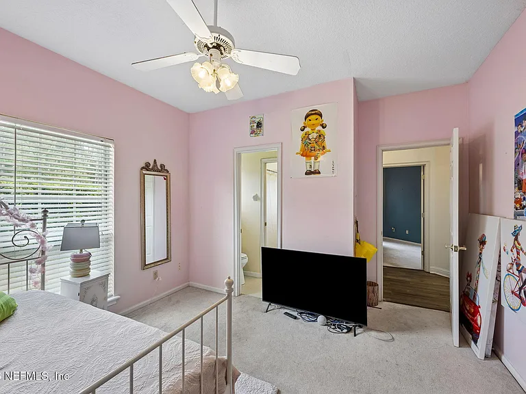 8342 Amherst Hills Ln — Photo 27