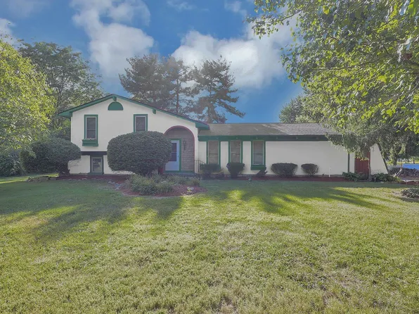 11755 Woodbridge Ln NW, Baltimore, OH 43105