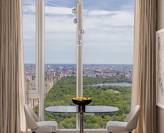 2nd image of 217 W 57th St APT 65N