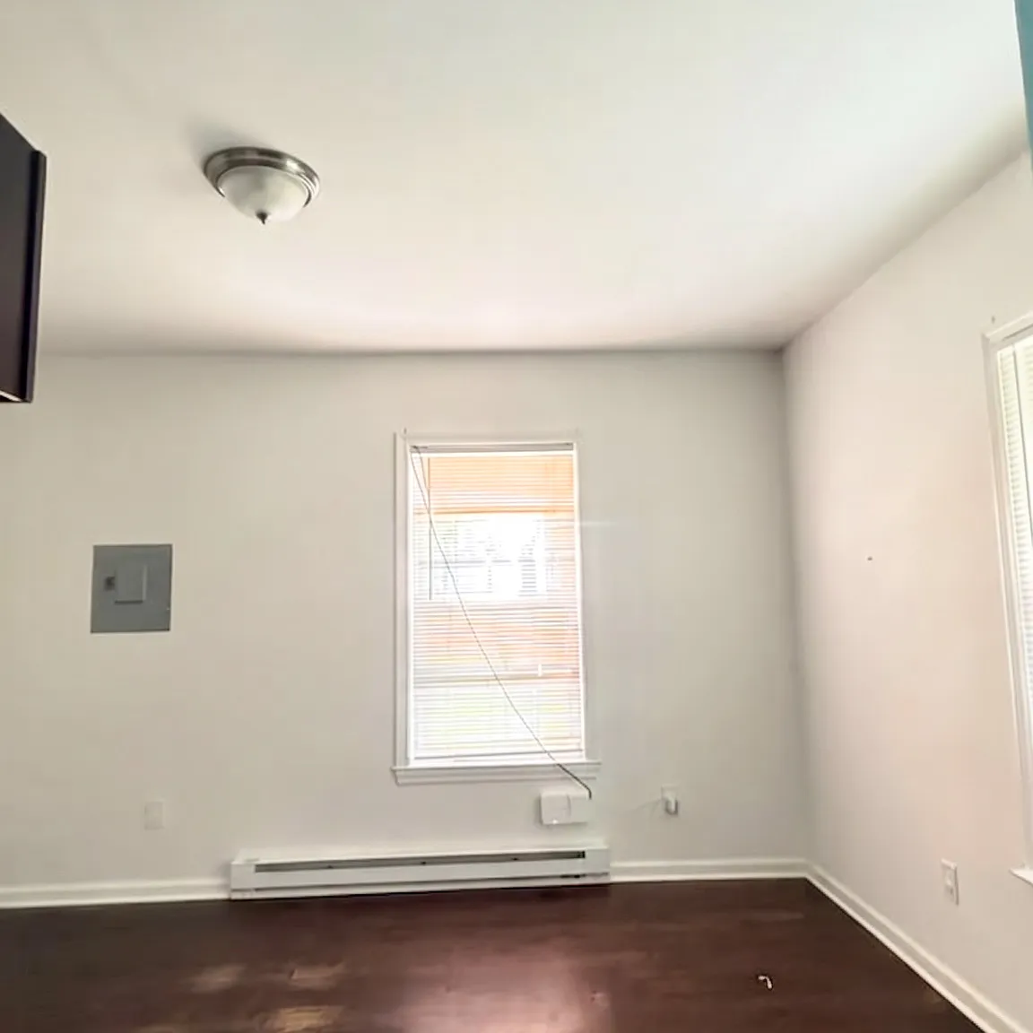 Studio, 800 sqft, $975 — Photo 4