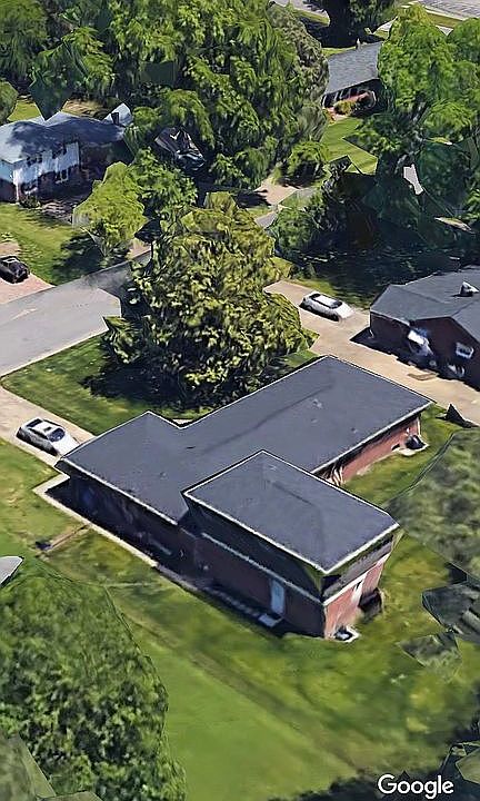 2nd image of 4709 Larkspur Ct