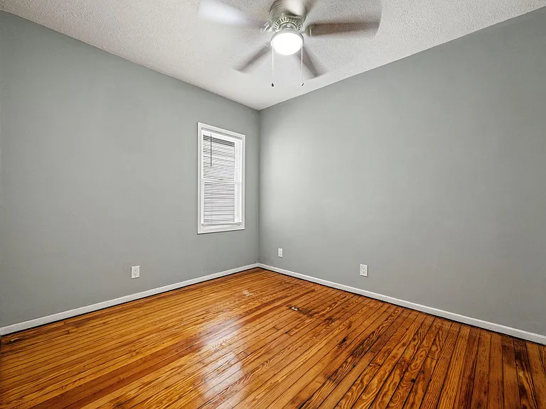 13425 Merl Ave — Photo 19