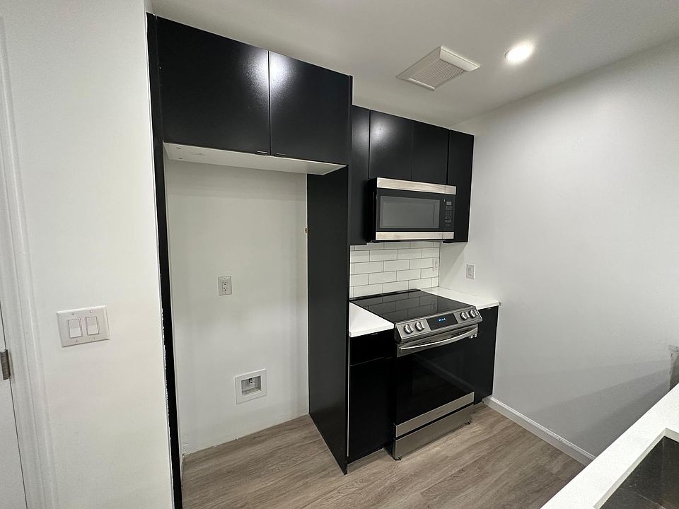 1st image of 556 Market St #24E